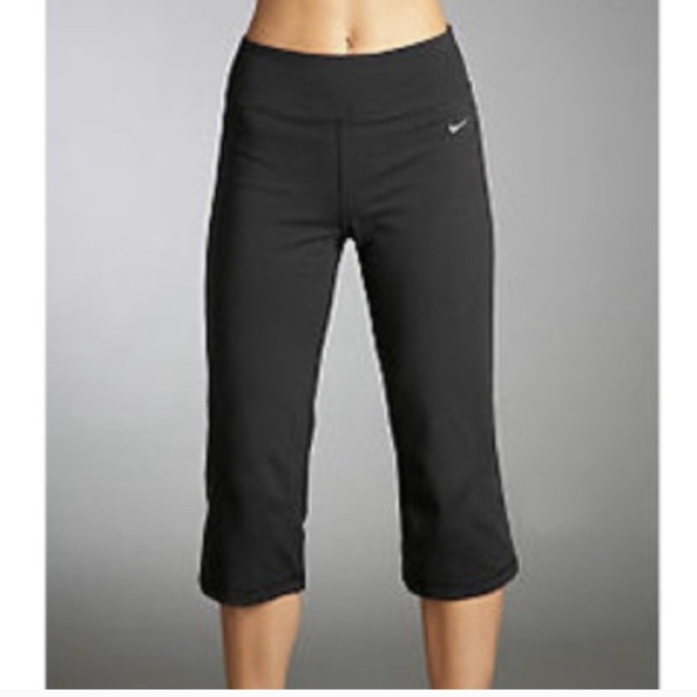 Nike Fit dry Black Cropped Leggings Wide Leg Yoga Exercise Gym Active M 8 10